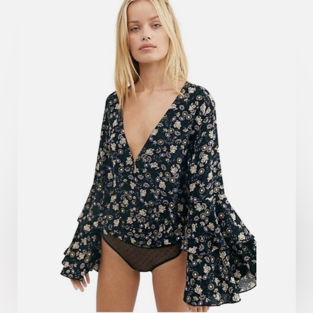 NWT Intimately Free People she’s dainty bodysuit L
